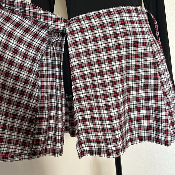 Vintage Express, Small wrap front skirt - Picture 7 of 11